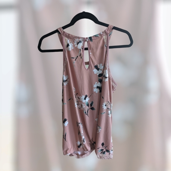 Torrid Floral Tank - Picture 2 of 3